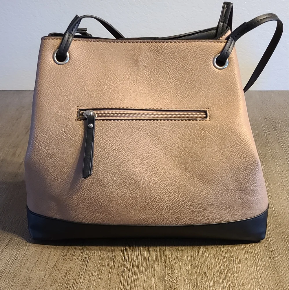 Adrienne Vittadini Tote - Picture 9 of 12